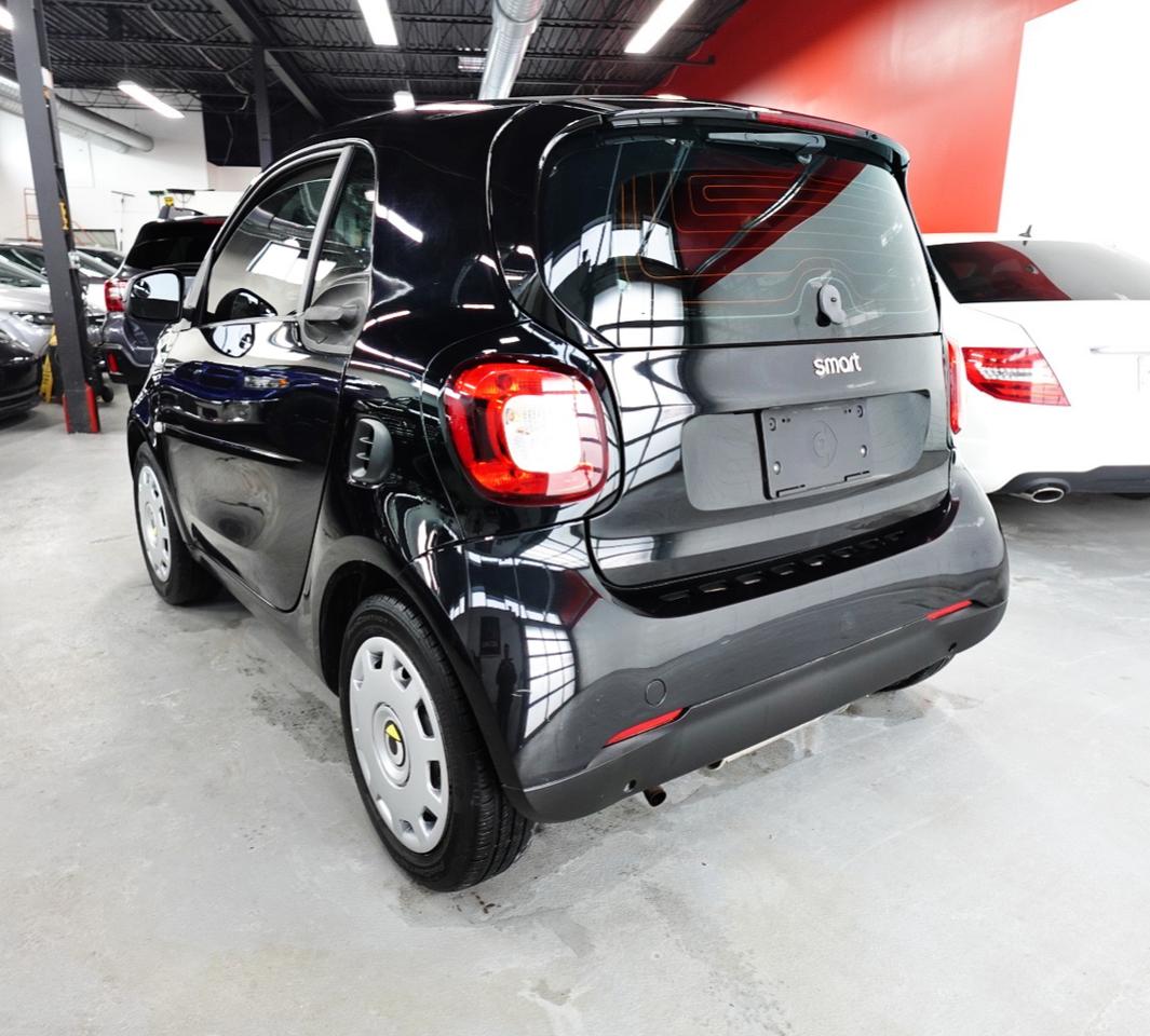 2017 Smart fortwo SMART FOR TWO.NO ACCIDENT,NAVI,APPLE CAR PLAY Photo
