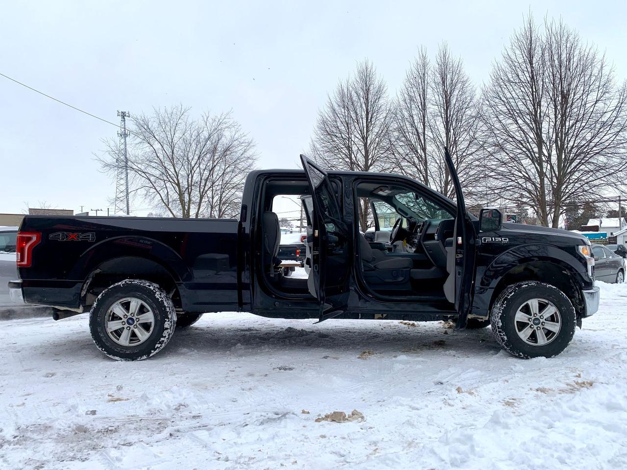 2016 Ford F-150 XLT Photo