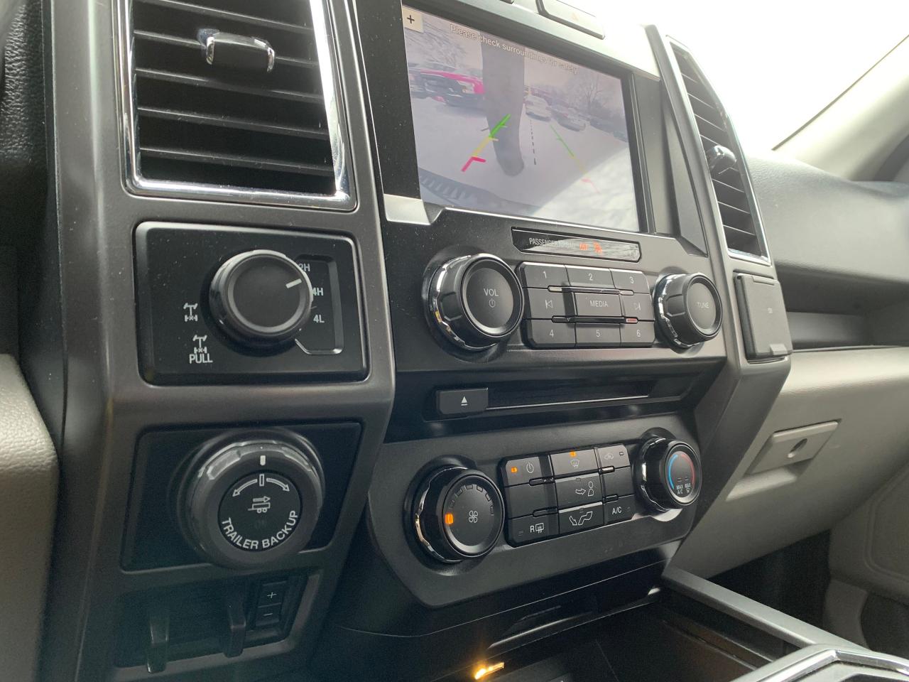 2016 Ford F-150 XLT Photo