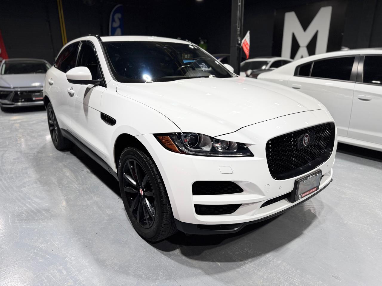 2019 Jaguar F-PACE 25t AWD Prestige Photo