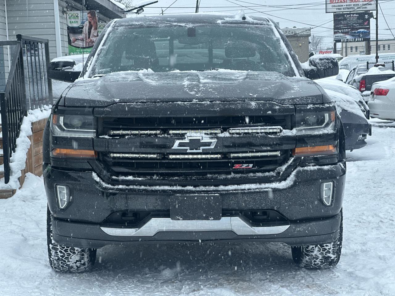 2018 Chevrolet Silverado 1500 CREW CAB LT W/Z71 PACKAGE Photo