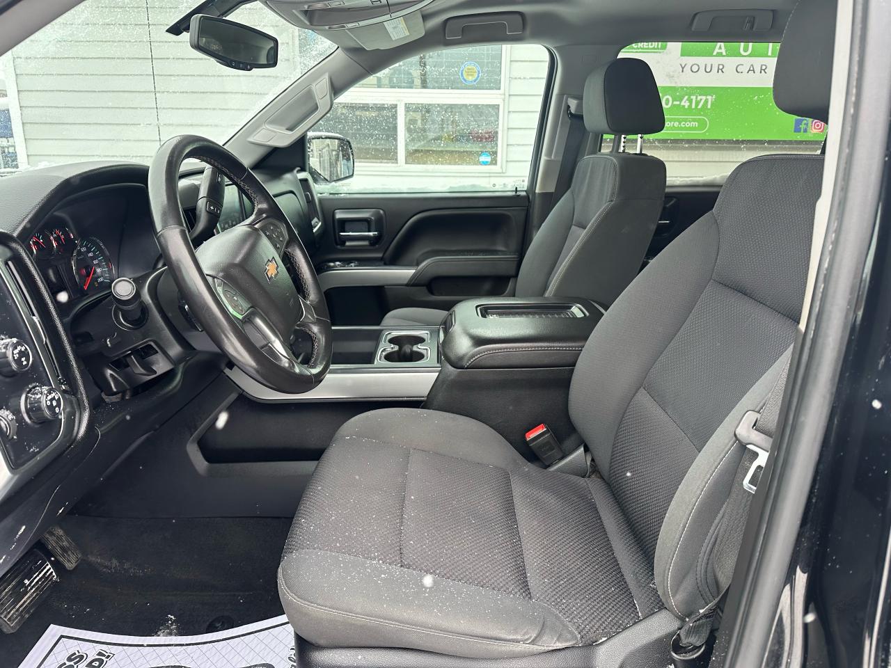 2018 Chevrolet Silverado 1500 CREW CAB LT W/Z71 PACKAGE Photo