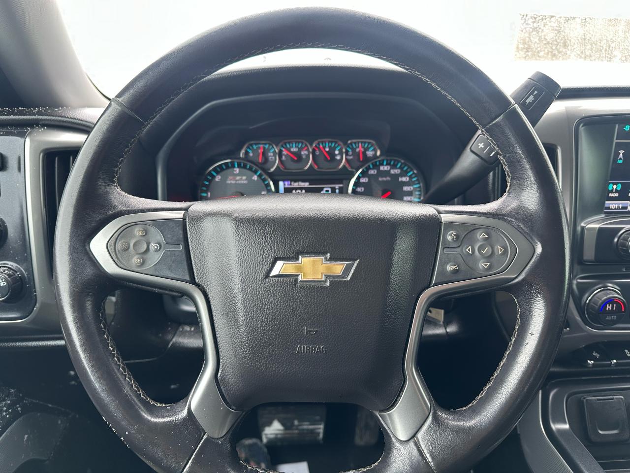 2018 Chevrolet Silverado 1500 CREW CAB LT W/Z71 PACKAGE Photo