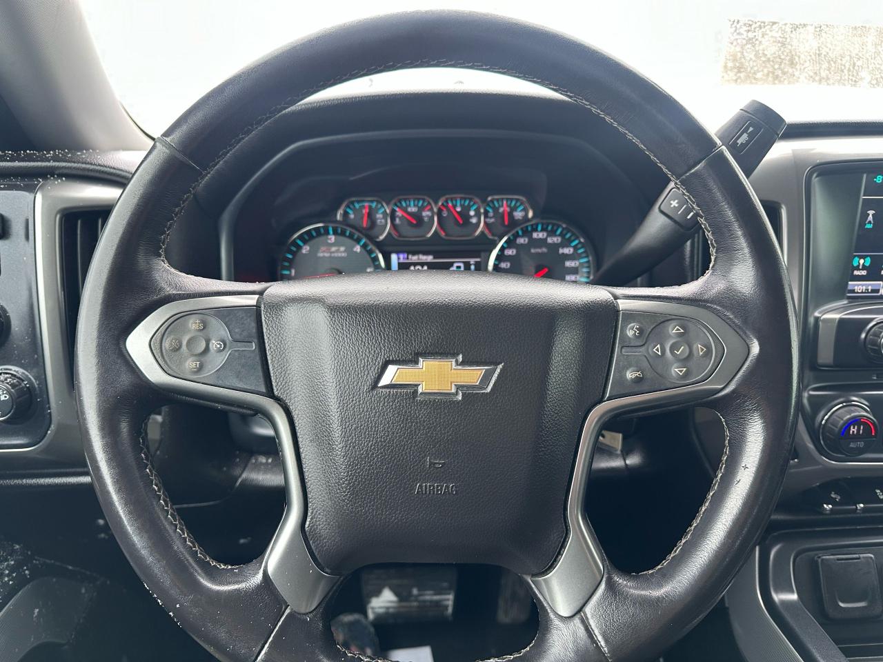 2018 Chevrolet Silverado 1500 CREW CAB LT W/Z71 PACKAGE Photo