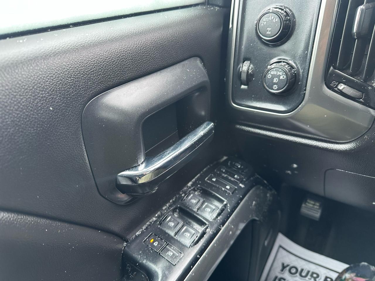 2018 Chevrolet Silverado 1500 CREW CAB LT W/Z71 PACKAGE Photo