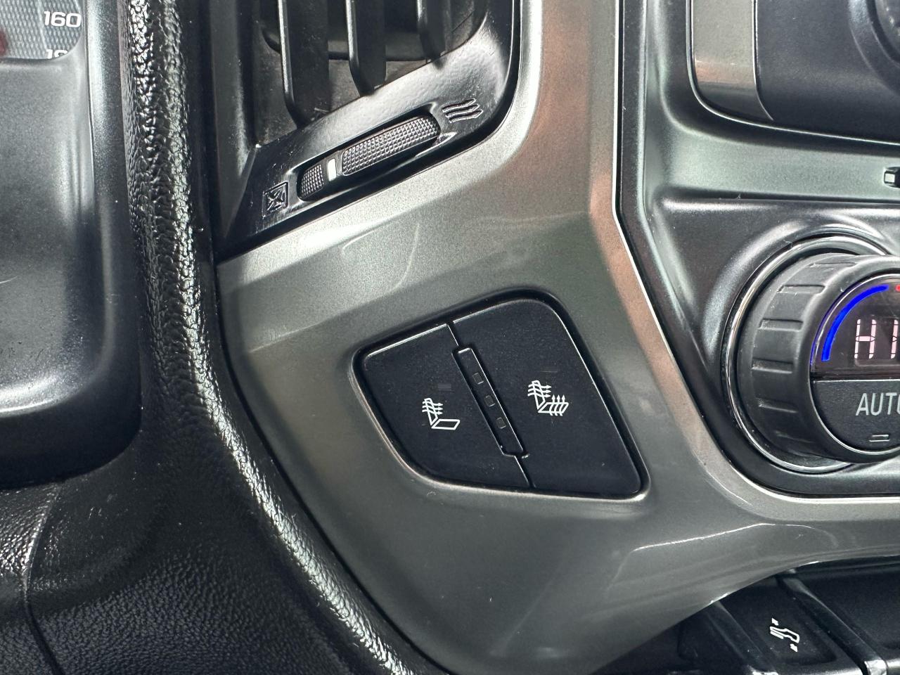 2018 Chevrolet Silverado 1500 CREW CAB LT W/Z71 PACKAGE Photo