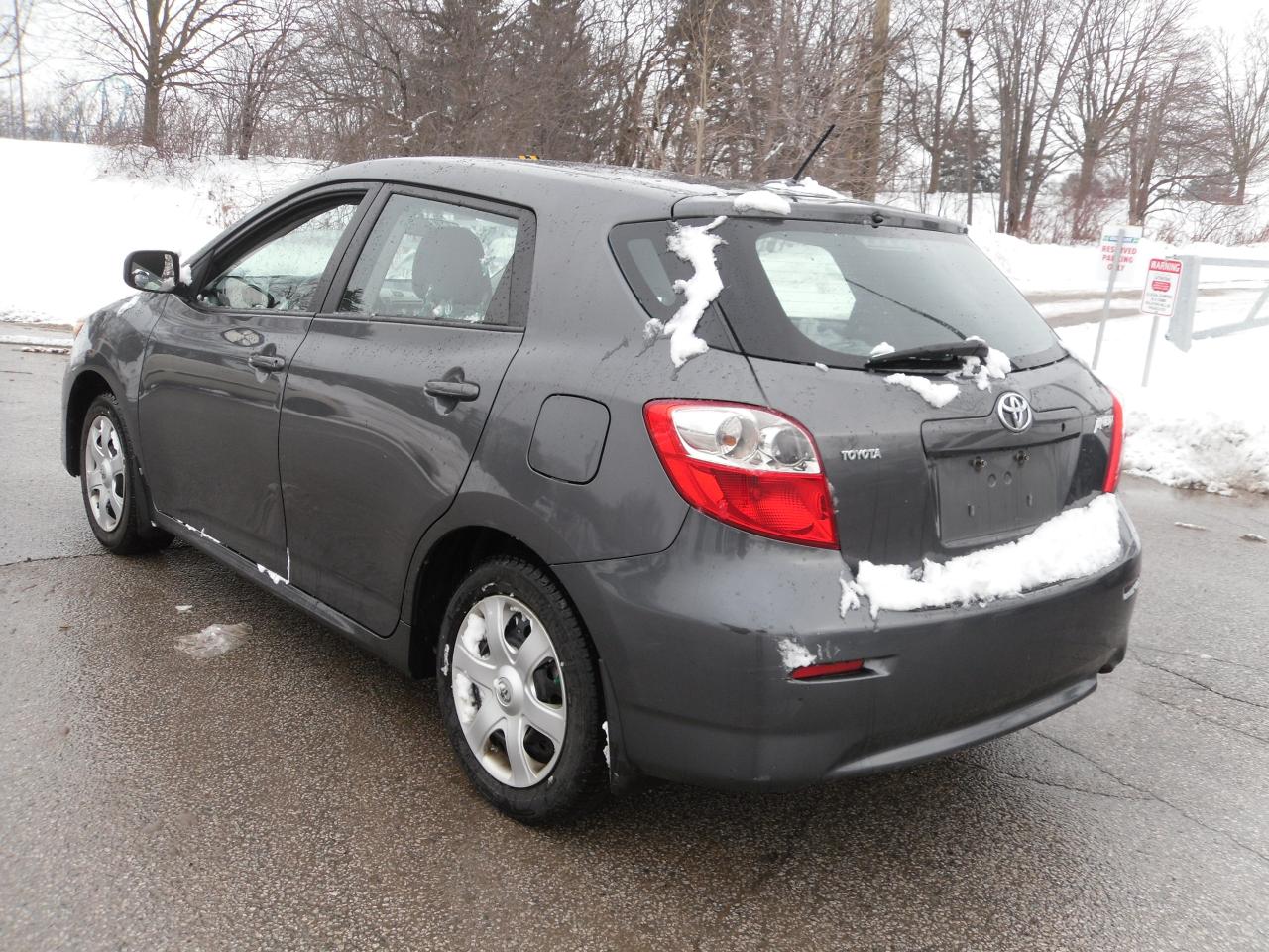 2010 Toyota Matrix auto Photo