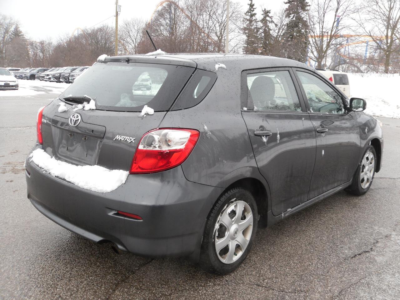2010 Toyota Matrix auto Photo3