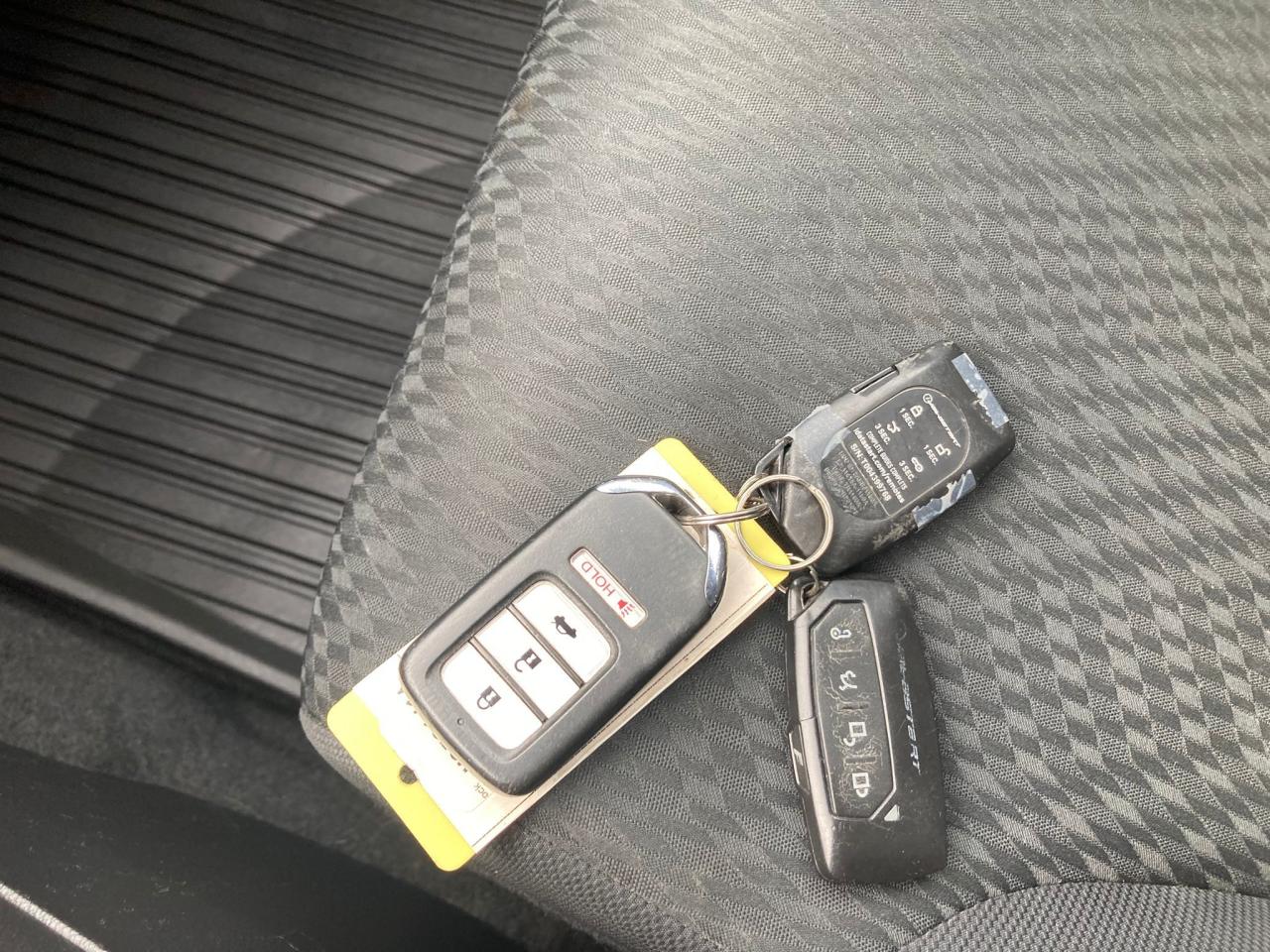 2015 Honda Civic EX SUNROOF NEW TIRES AND BRAKES SAFTEY CERTIFIED Photo