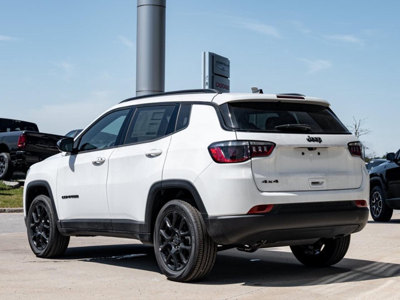 2026 Jeep Compass NORTH Photo