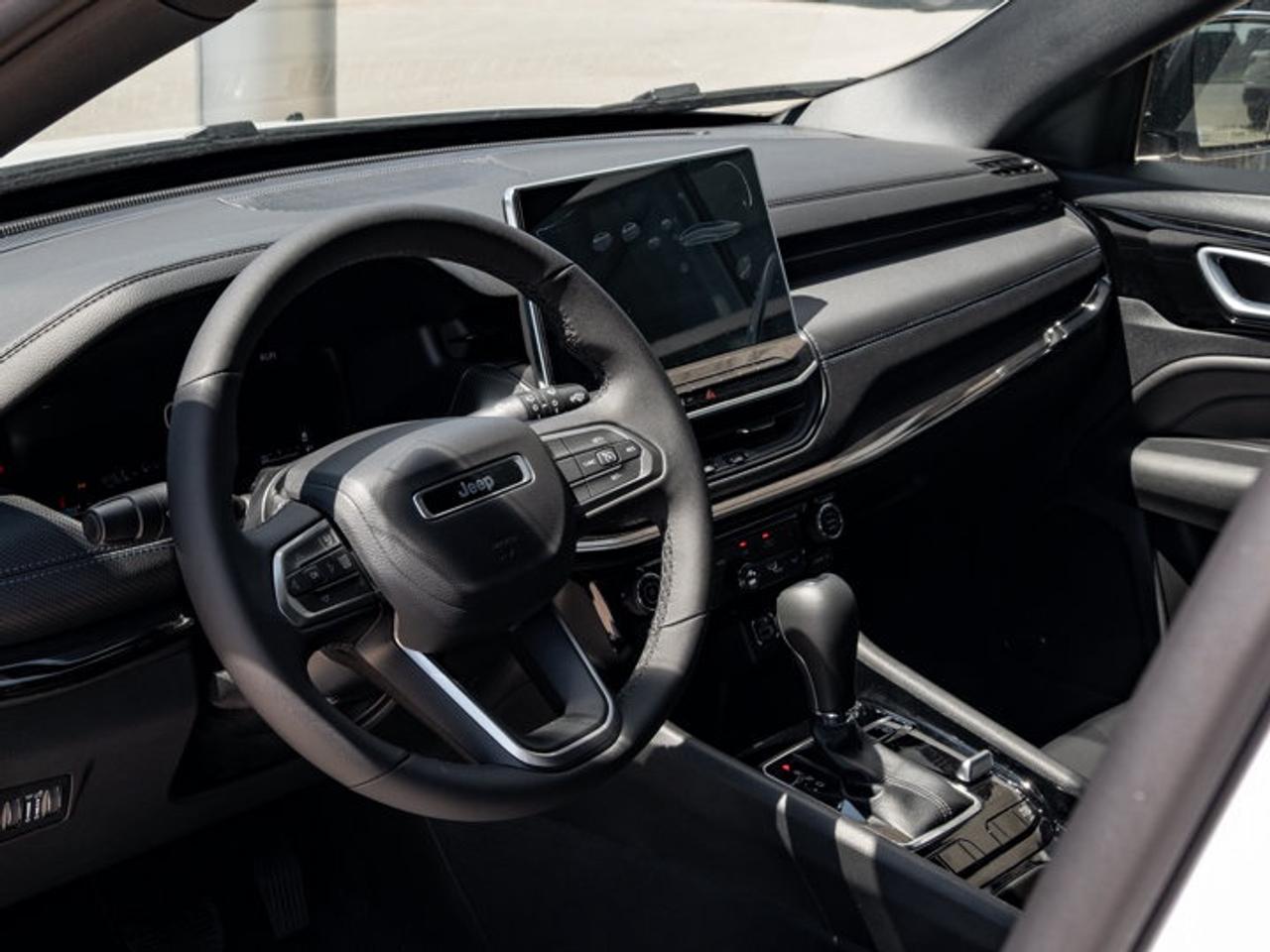 2026 Jeep Compass NORTH Photo