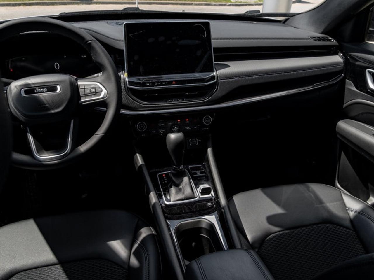 2026 Jeep Compass NORTH Photo