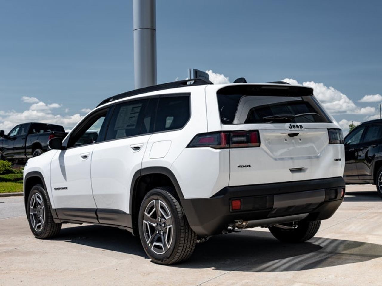 2026 Jeep Cherokee Limited Photo