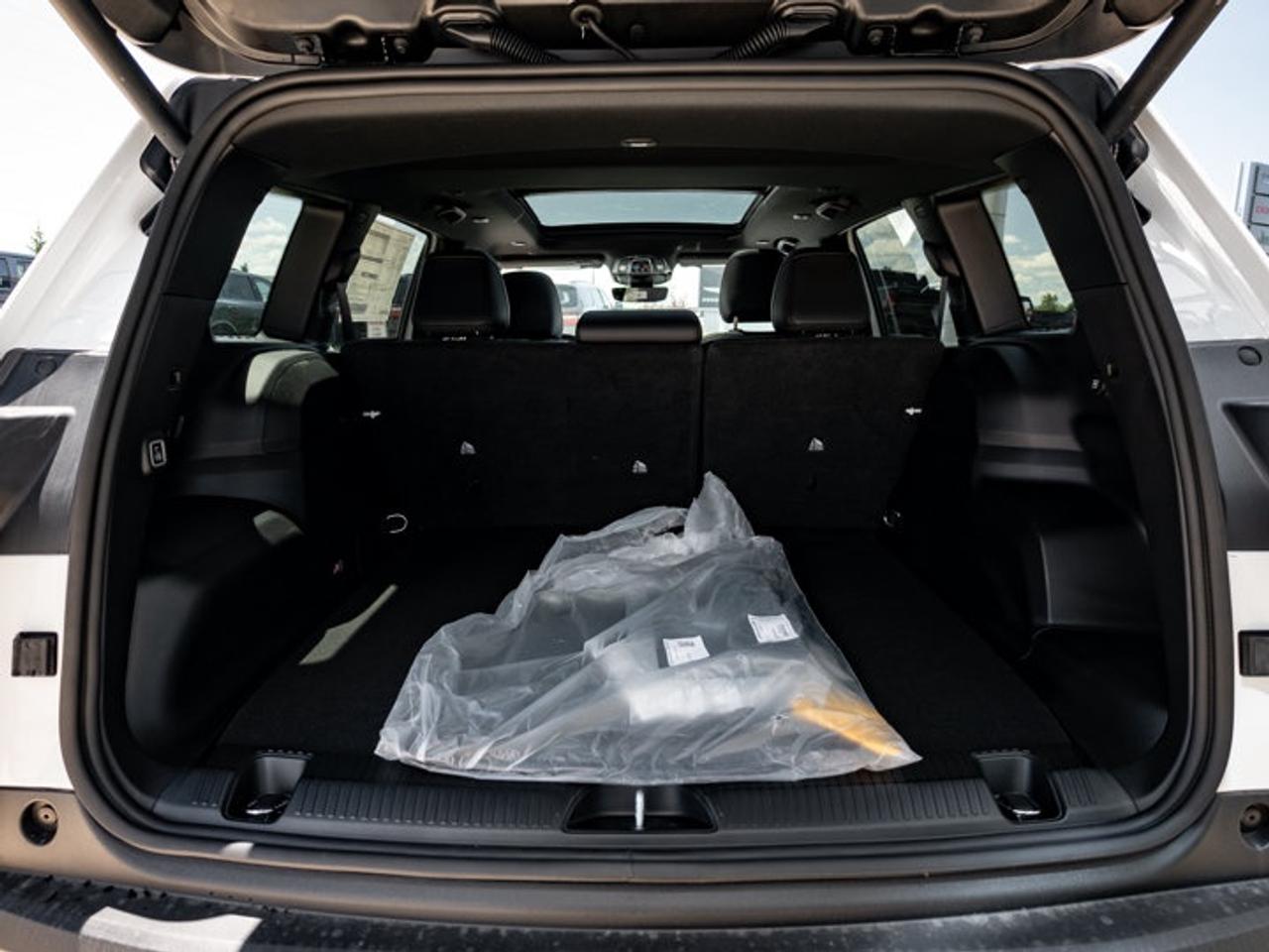 2026 Jeep Cherokee Limited Photo