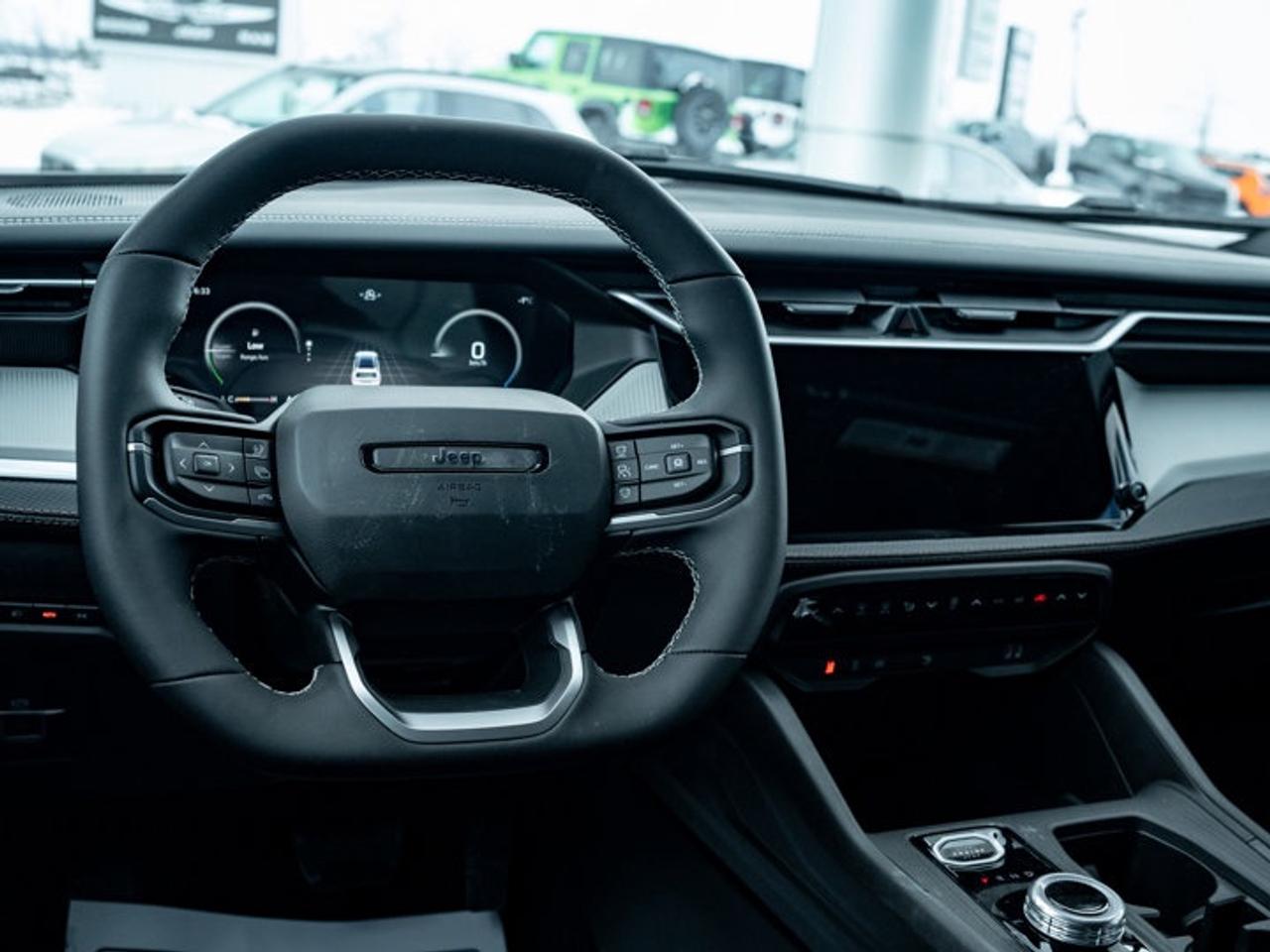 2026 Jeep Cherokee Limited Photo2