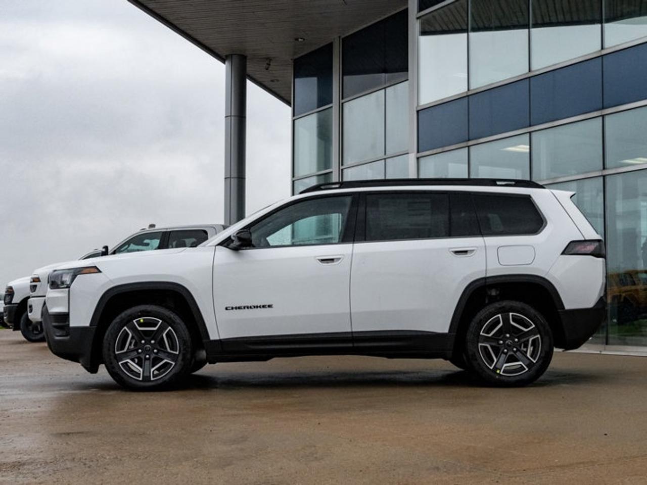 2026 Jeep Cherokee Limited Photo4