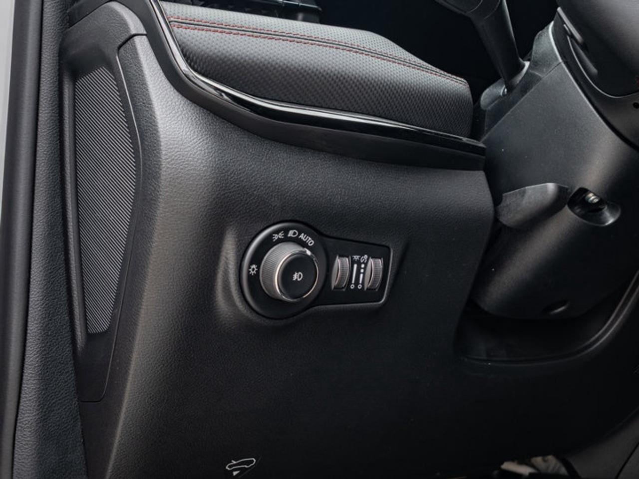 2026 Jeep Compass Trailhawk Photo