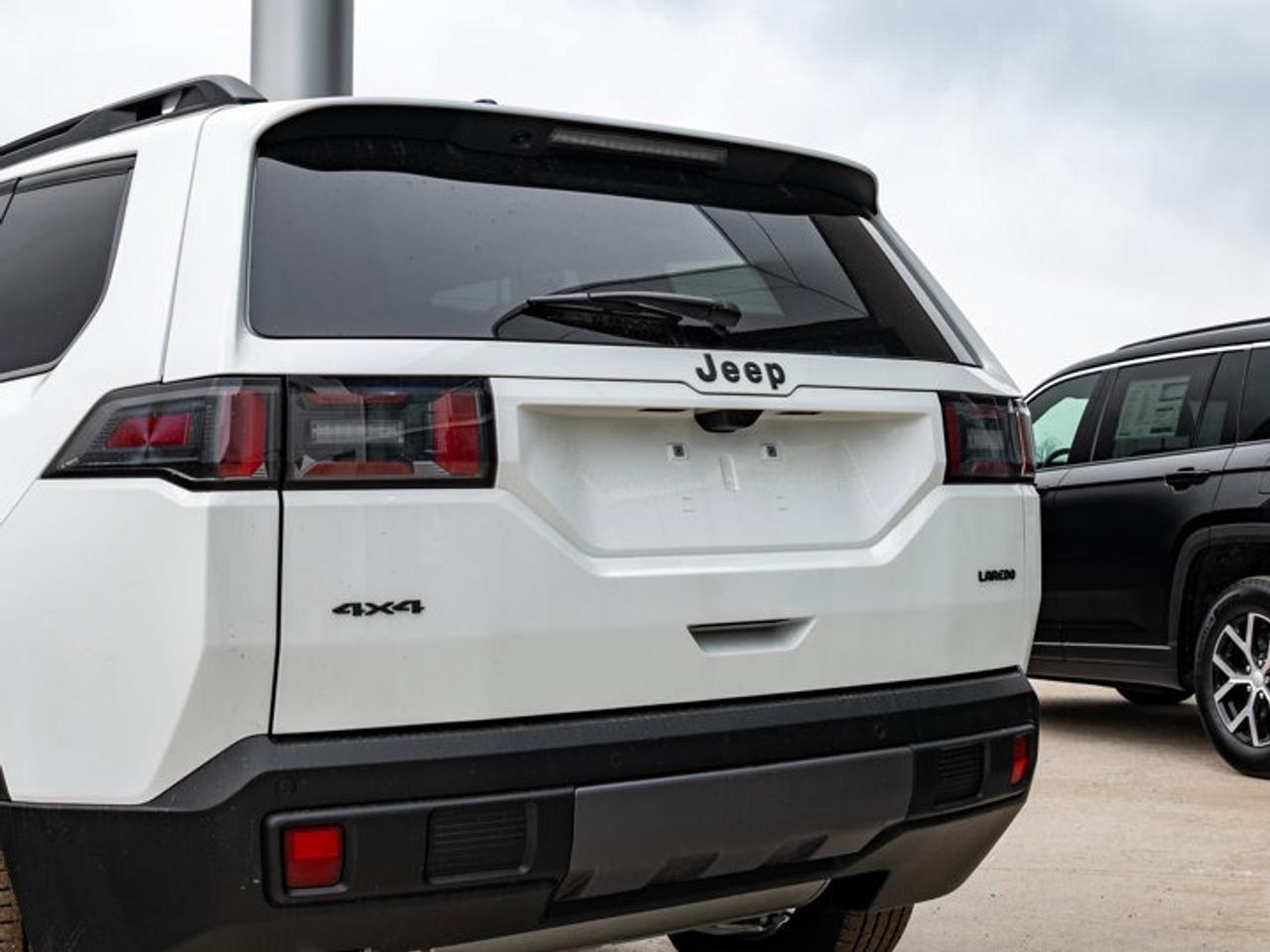 2026 Jeep Cherokee laredo Photo