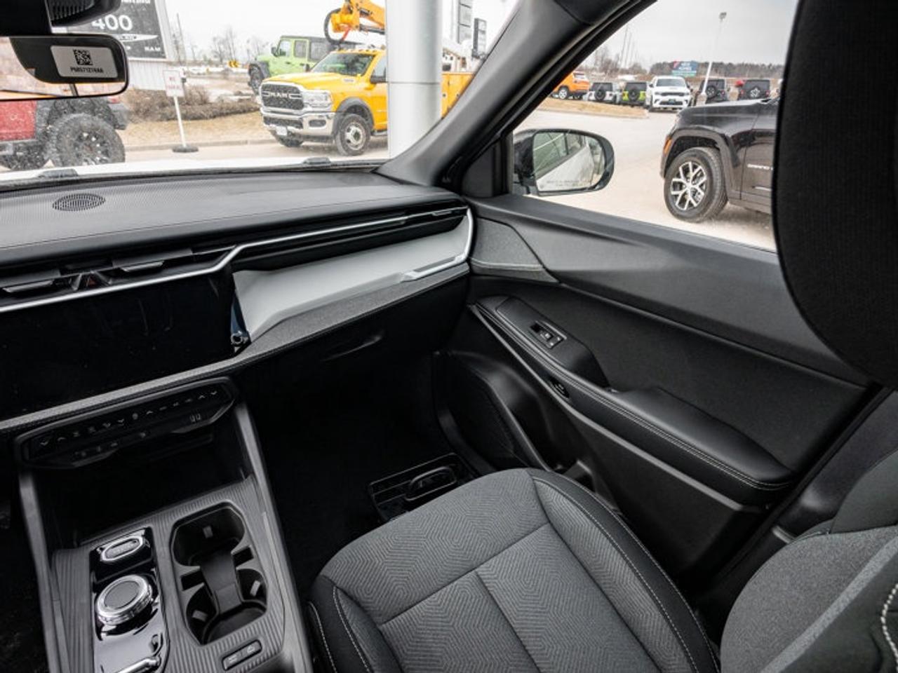 2026 Jeep Cherokee laredo Photo