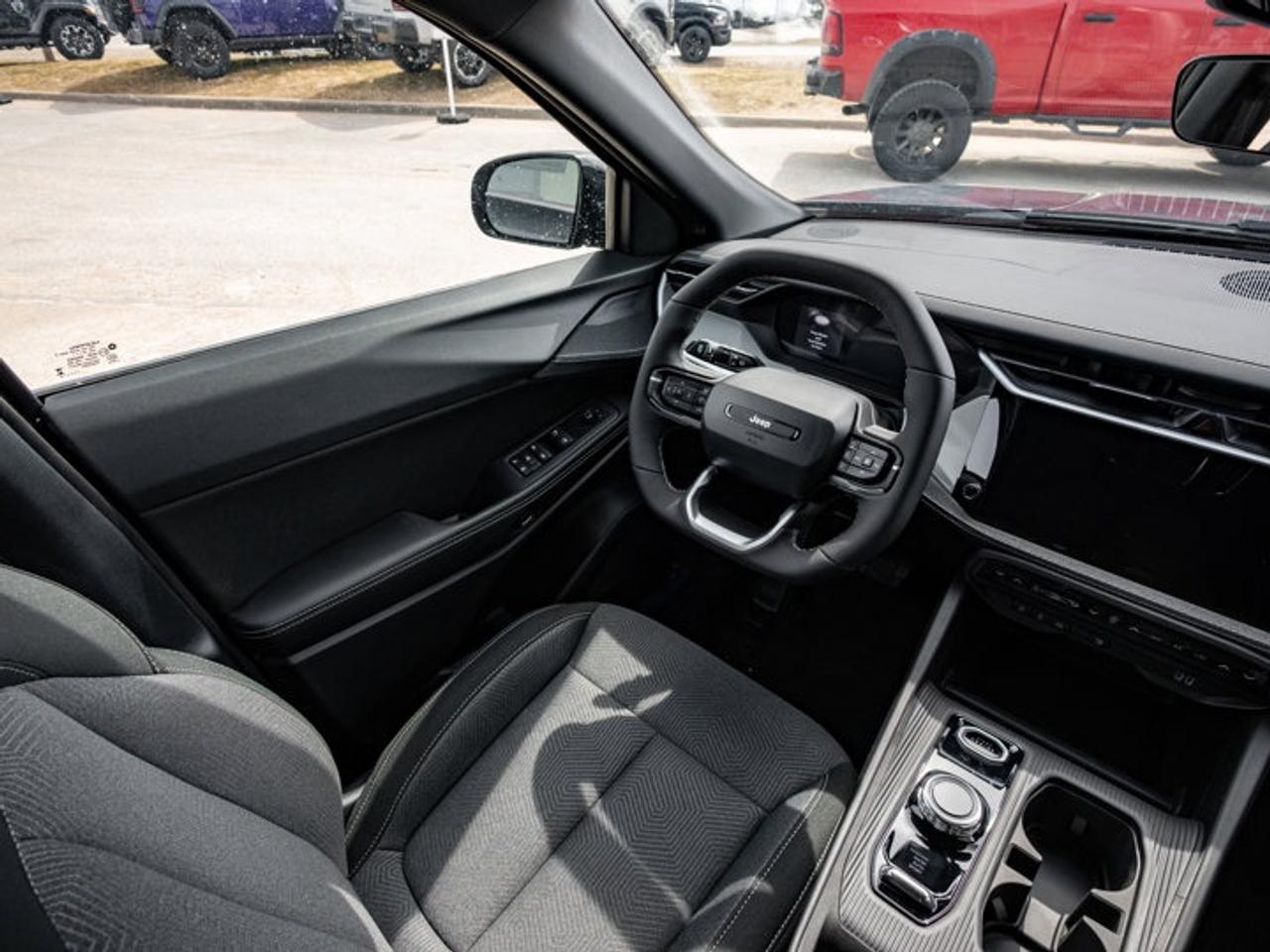 2026 Jeep Cherokee laredo Photo