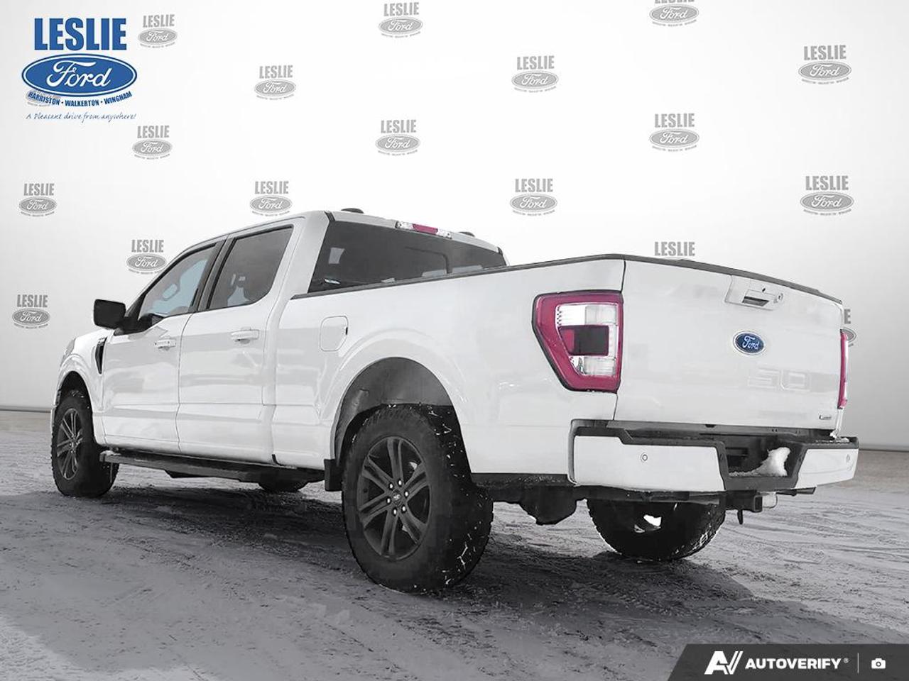 2022 Ford F-150 Lariat 4WD SuperCrew 6.5' Box Photo3