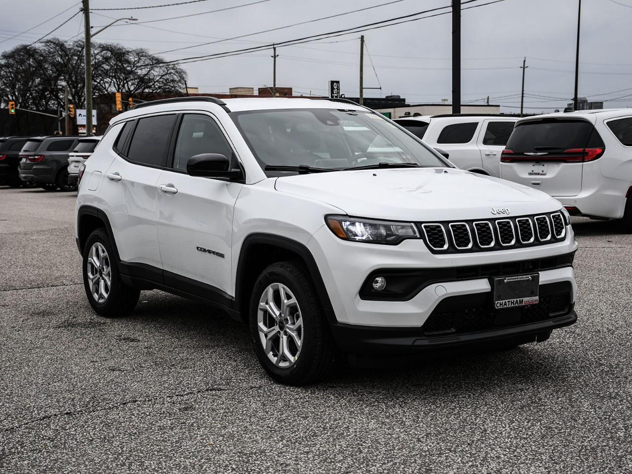 2026 Jeep Compass NORTH 4X4 Photo4