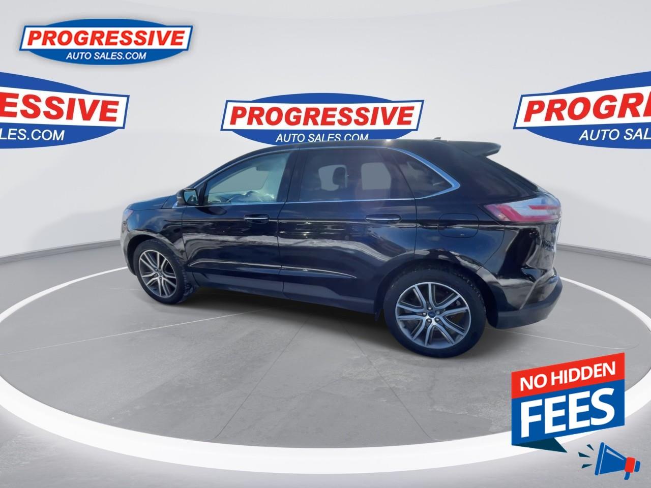 2019 Ford Edge Titanium Photo