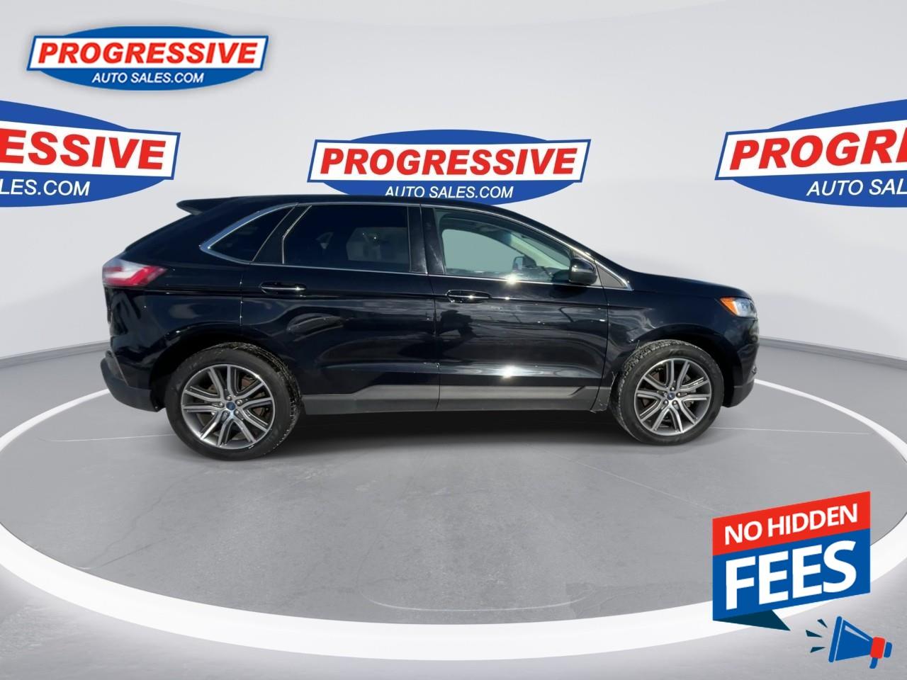 2019 Ford Edge Titanium Photo