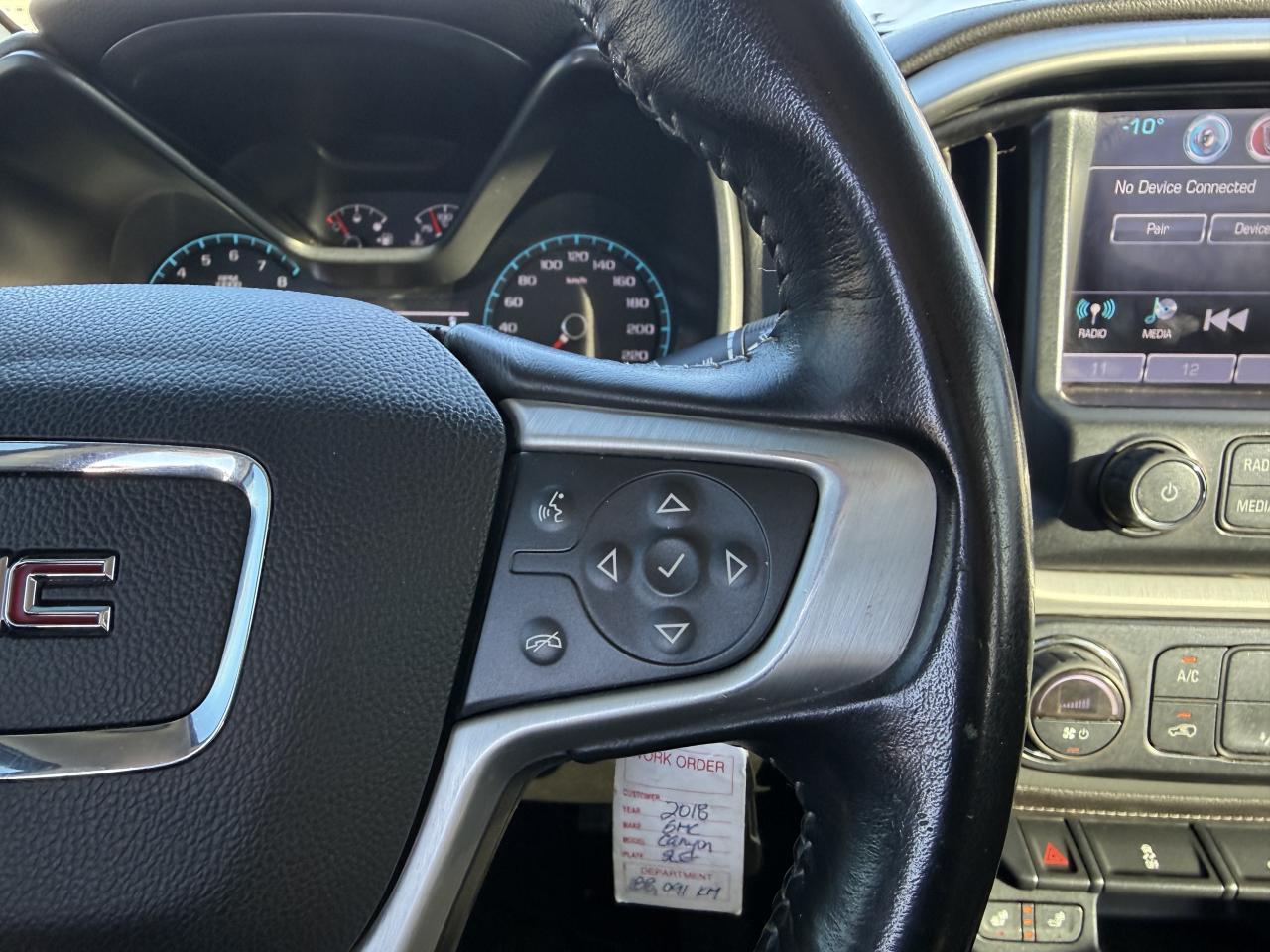 2018 GMC Canyon 4WD SLE Photo