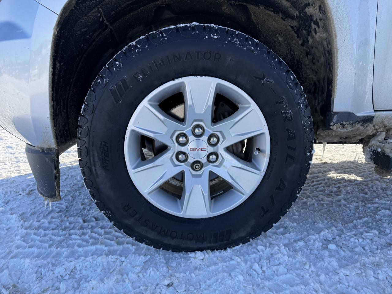 2018 GMC Canyon 4WD SLE Photo