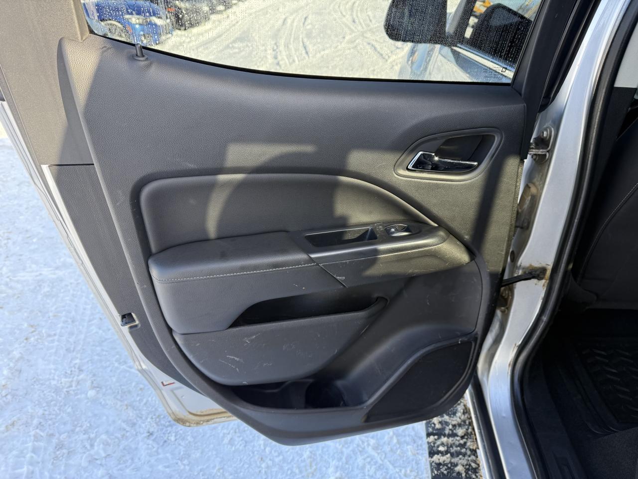 2018 GMC Canyon 4WD SLE Photo