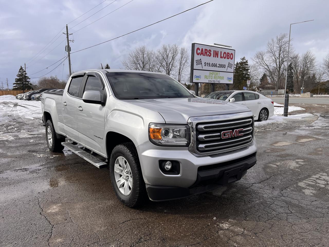 2018 GMC Canyon 4WD SLE Photo0
