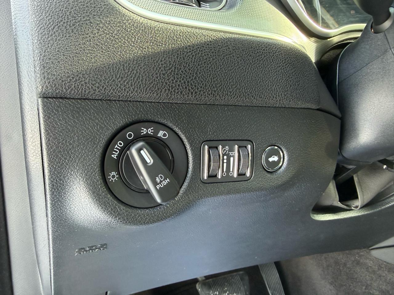 2018 Dodge Charger GT AWD Photo