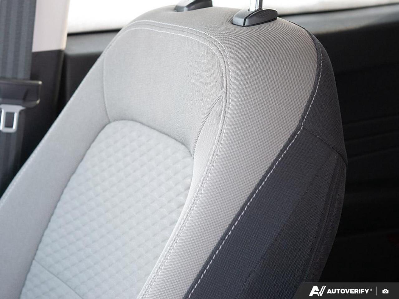 2022 Ford Escape SE Hybrid Cold Weather Package Photo