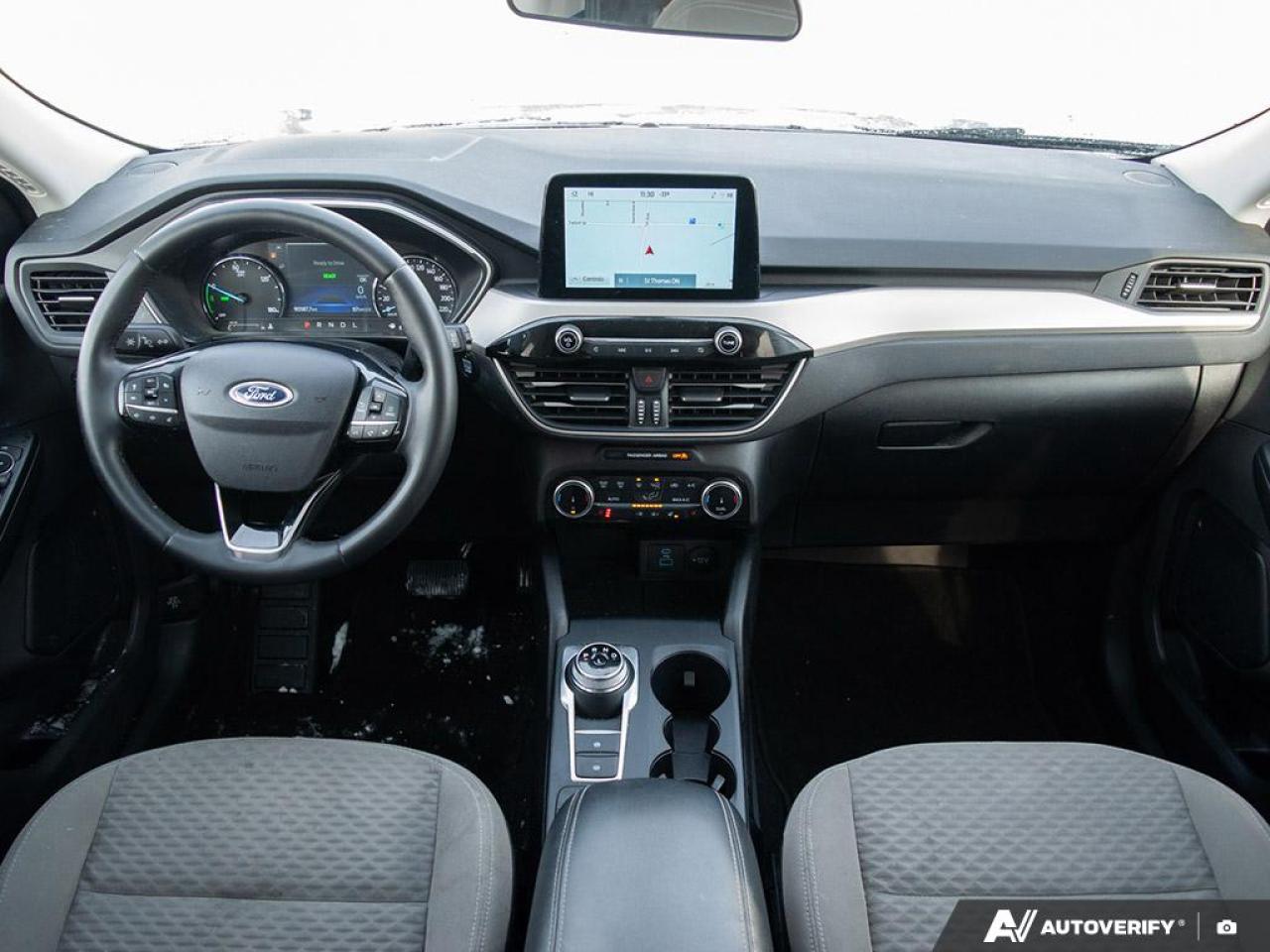 2022 Ford Escape SE Hybrid Cold Weather Package Photo