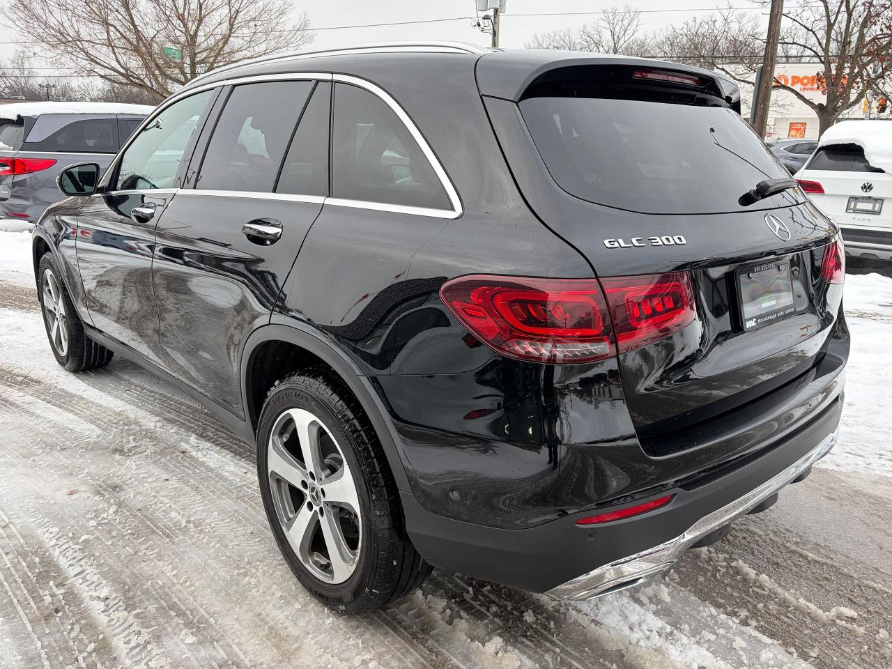 2022 Mercedes-Benz GLC-Class GLC 300 Photo2