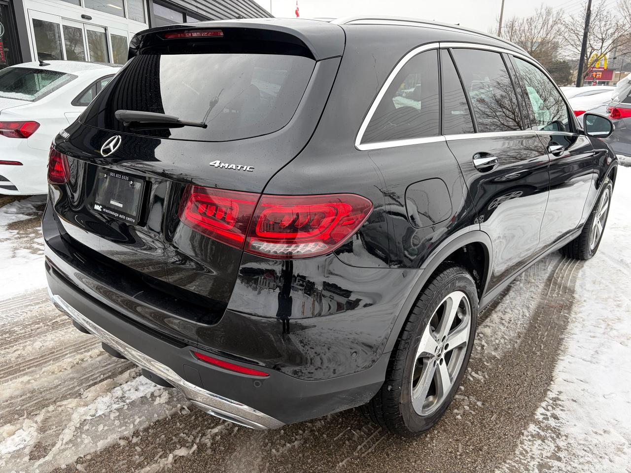2022 Mercedes-Benz GLC-Class GLC 300 Photo