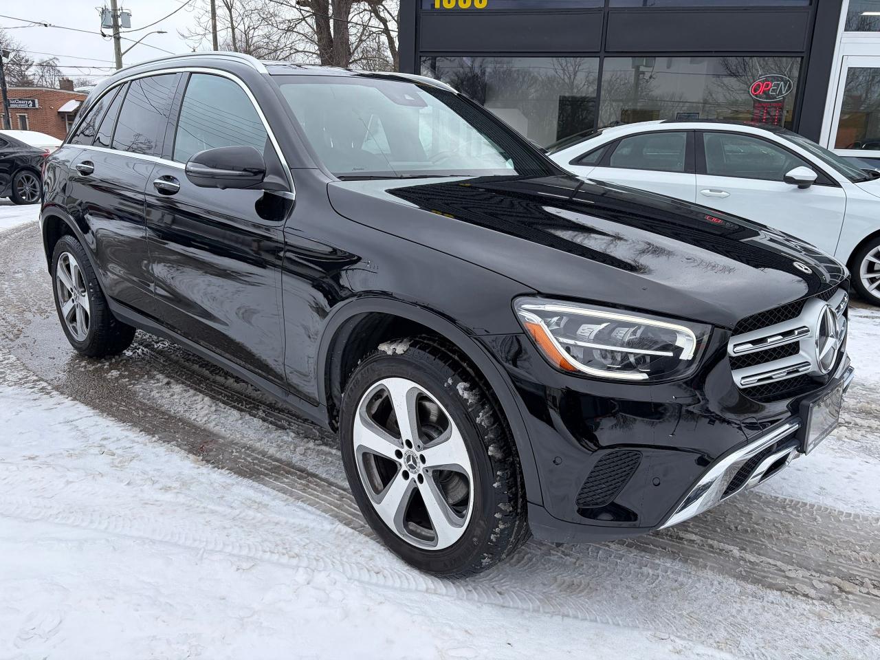 2022 Mercedes-Benz GLC-Class GLC 300 Photo