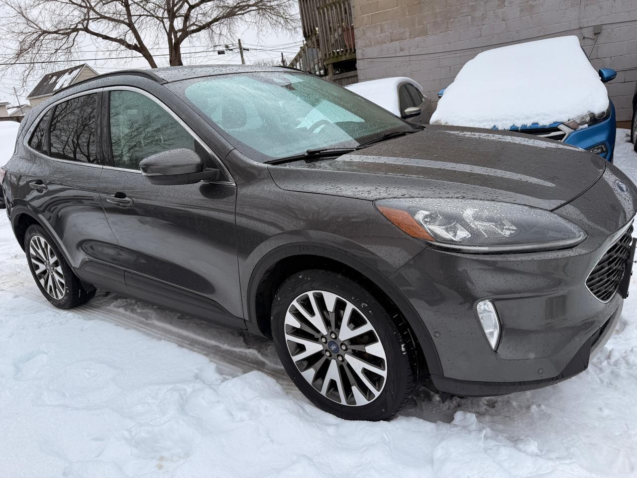 2020 Ford Escape Titanium Hybrid AWD Photo