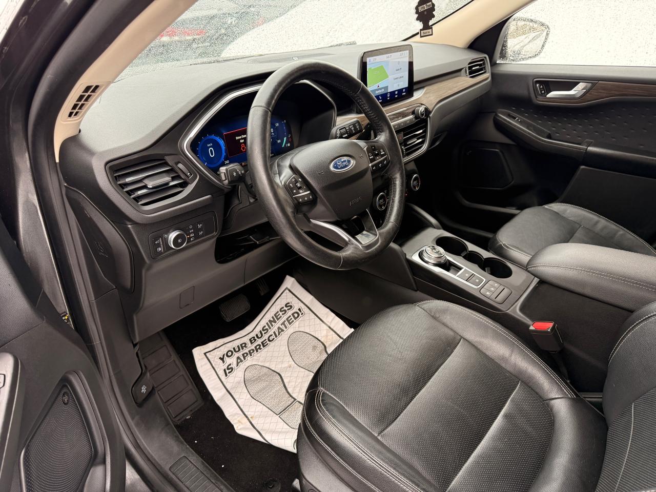 2020 Ford Escape Titanium Hybrid AWD Photo