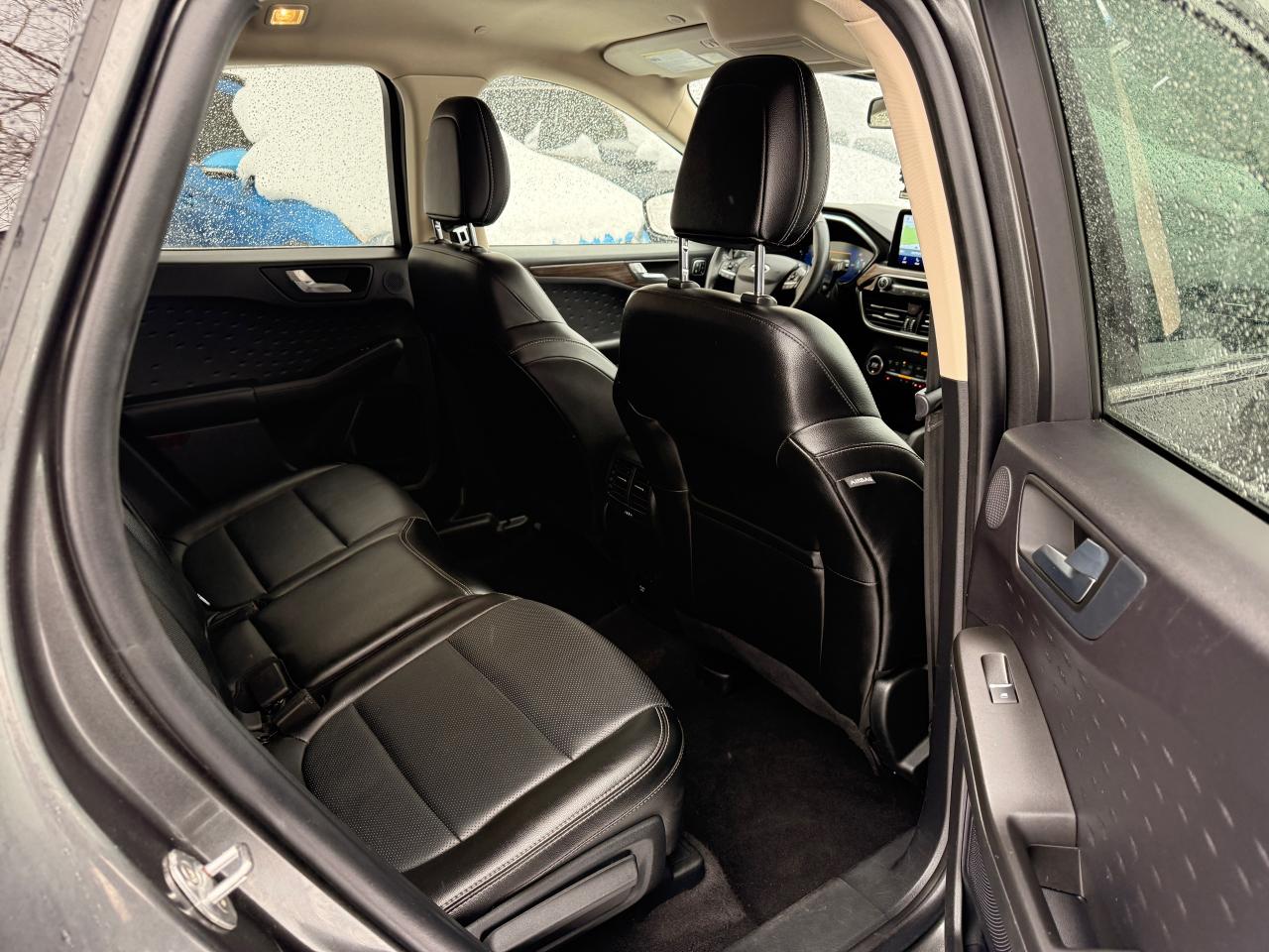 2020 Ford Escape Titanium Hybrid AWD Photo