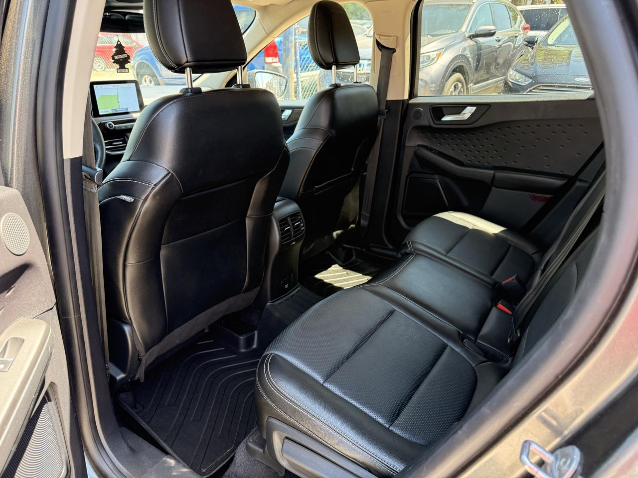 2020 Ford Escape Titanium Hybrid AWD Photo