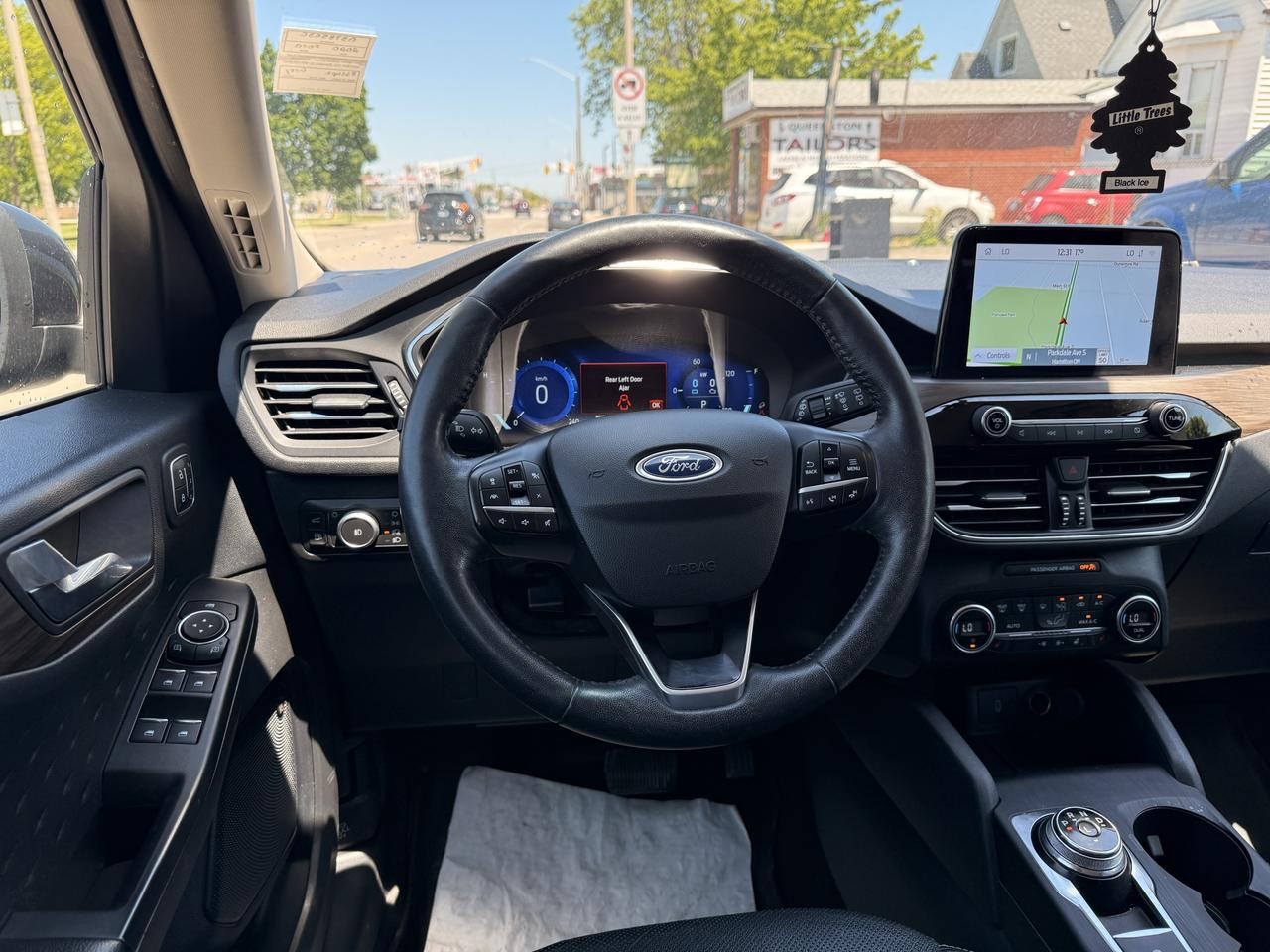 2020 Ford Escape Titanium Hybrid AWD Photo