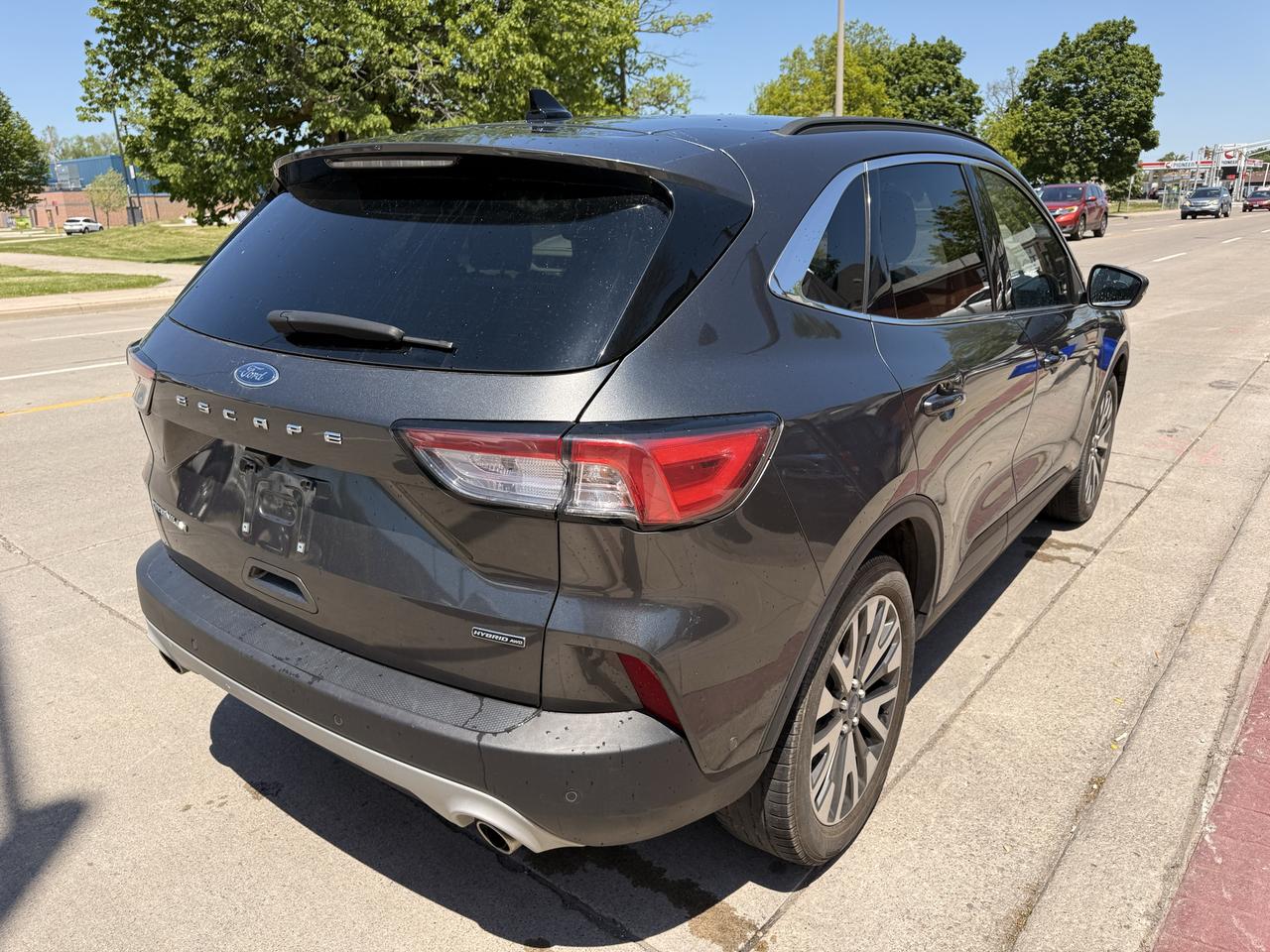 2020 Ford Escape Titanium Hybrid AWD Photo