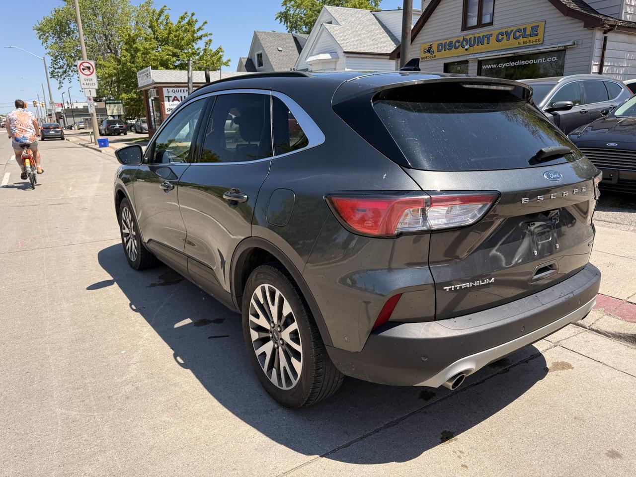 2020 Ford Escape Titanium Hybrid AWD Photo