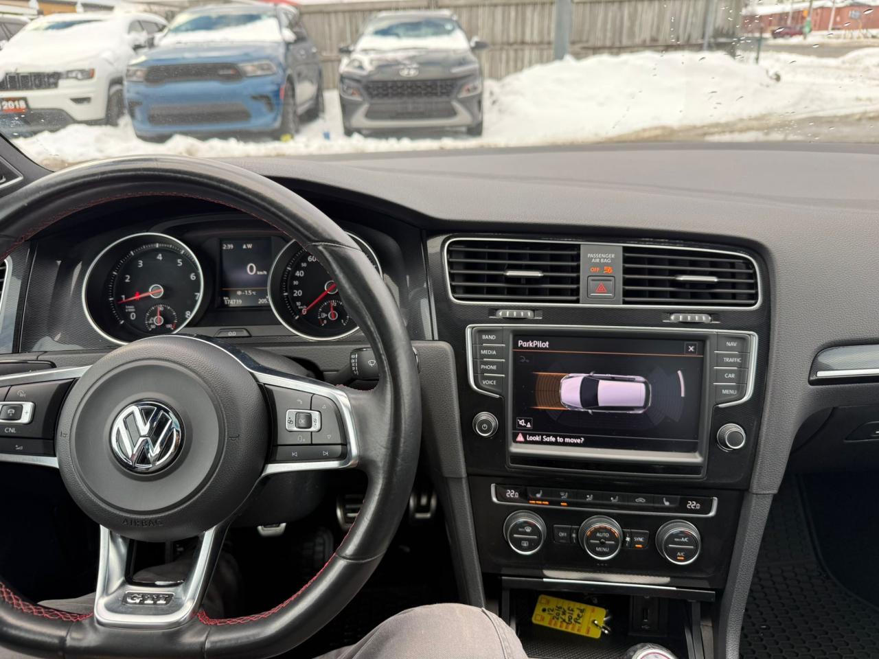 2016 Volkswagen Golf GTI, AUTOBAHN, MANUAL, ONLY 175KMS, NAVI, CERT Photo