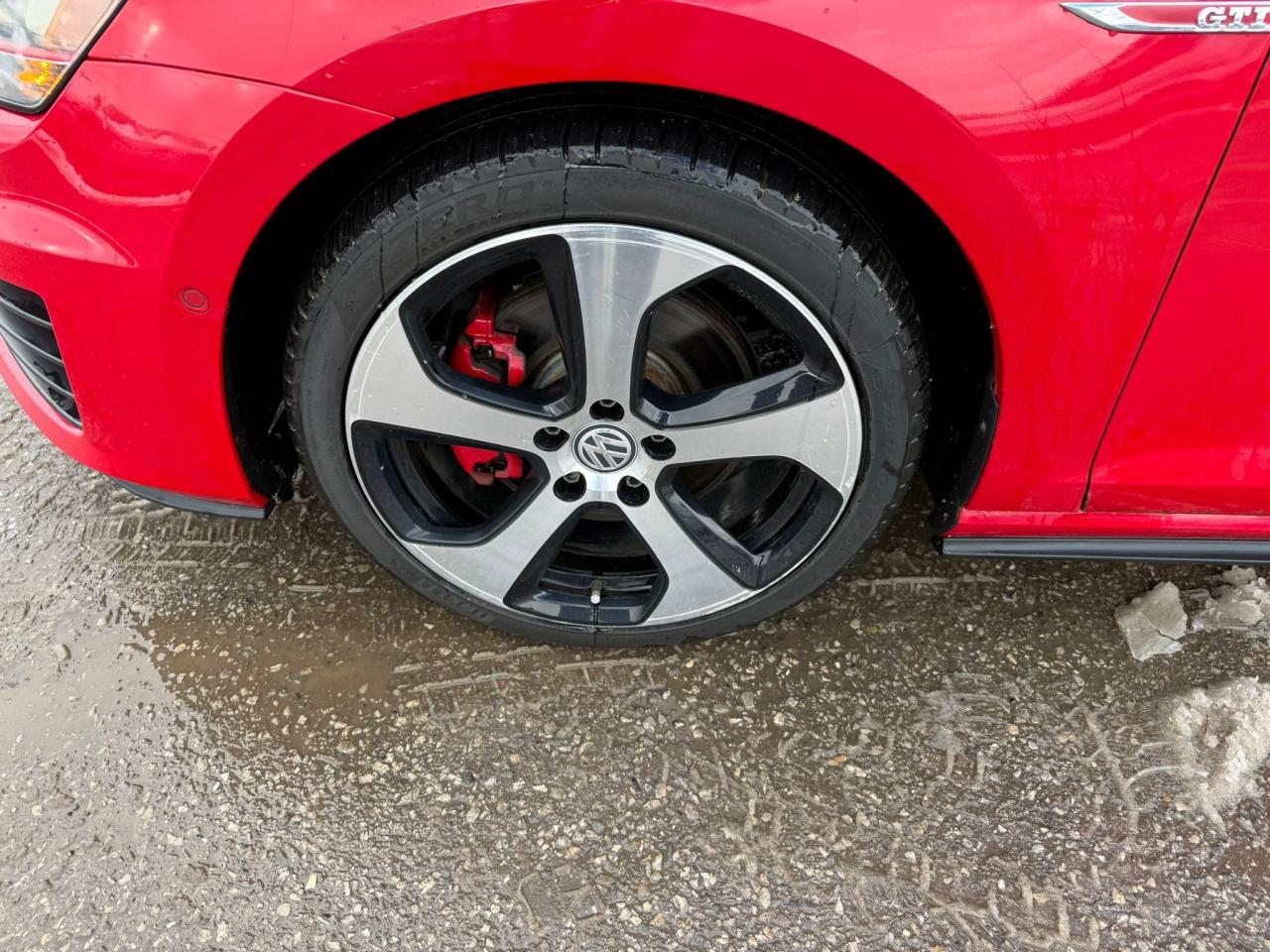 2016 Volkswagen Golf GTI, AUTOBAHN, MANUAL, ONLY 175KMS, NAVI, CERT Photo