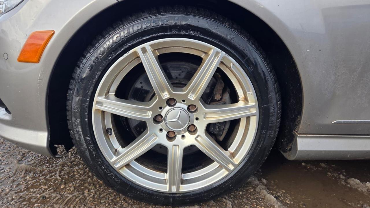 2009 Mercedes-Benz C-Class C300, 4MATIC, LEATHER, SUNROOF, WHEELS, AS IS Photo