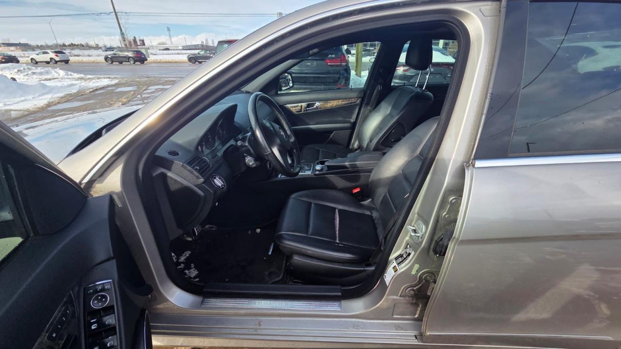2009 Mercedes-Benz C-Class C300, 4MATIC, LEATHER, SUNROOF, WHEELS, AS IS Photo