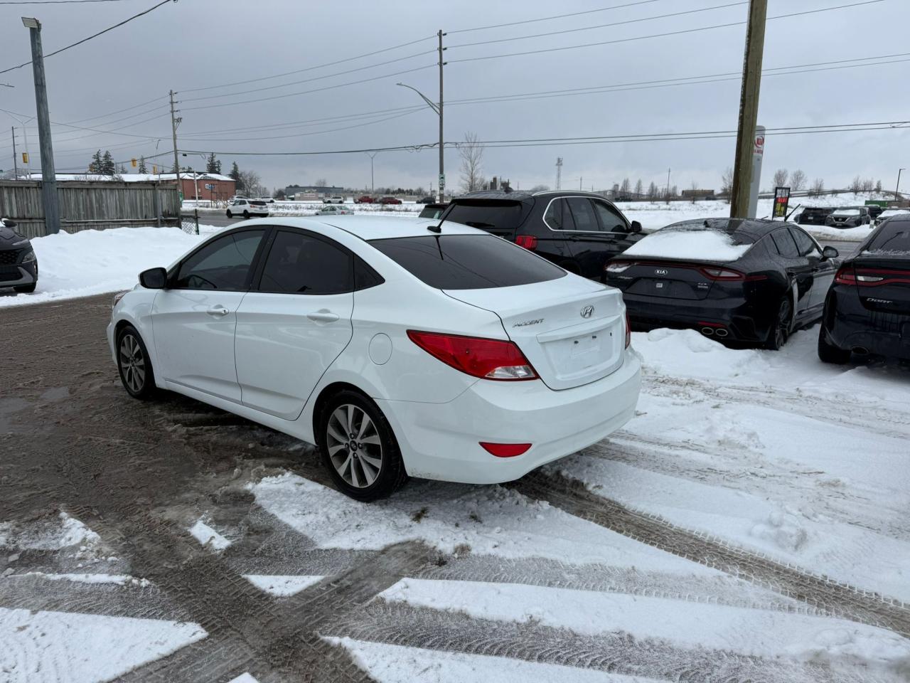 2017 Hyundai Accent SE, SEDAN, AUTO, ONLY 137KMS, ALLOYS, CERTIFIED Photo2